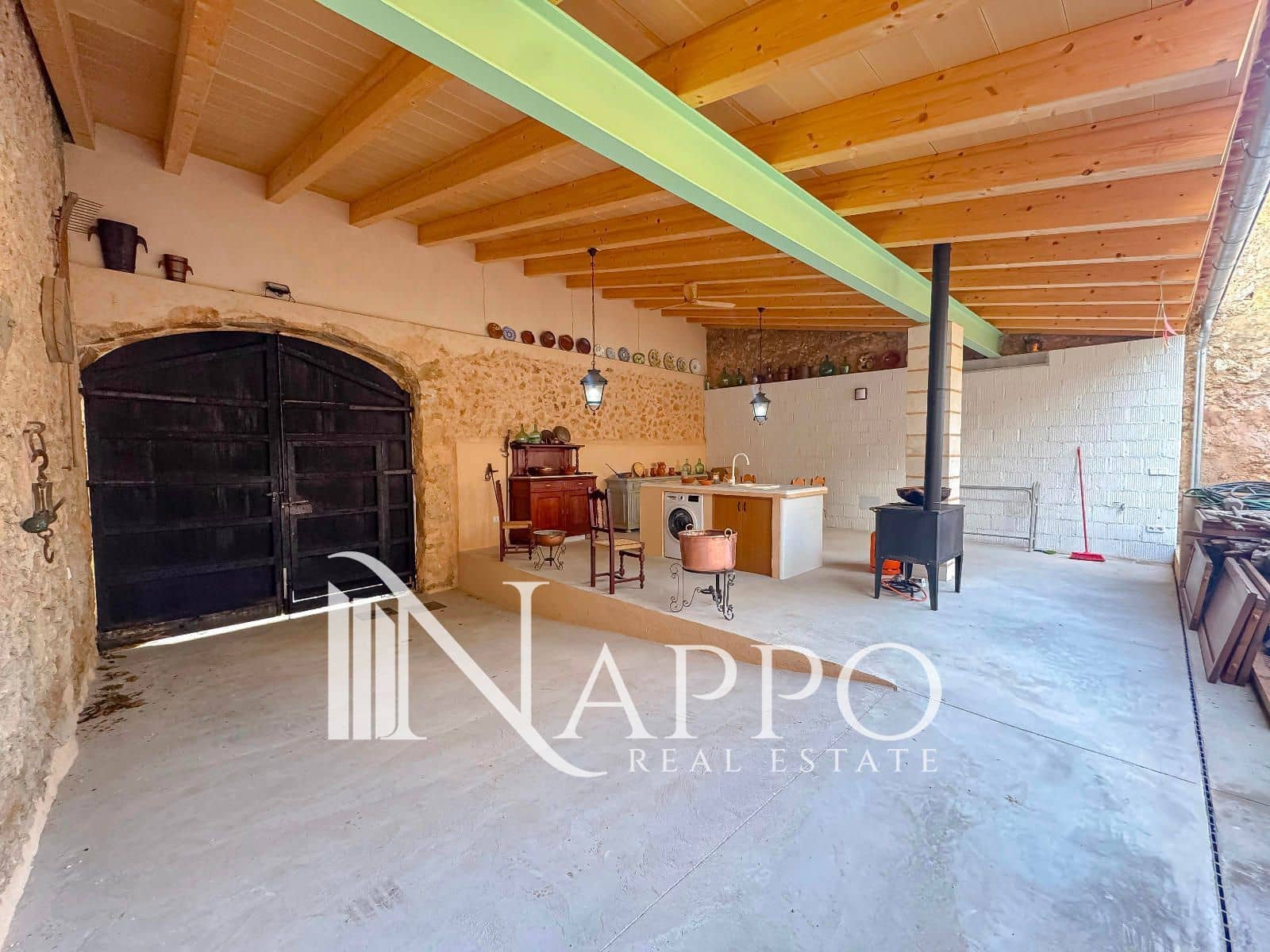 4 bedroom Villa for rent in Sencelles with pool garage - € 4,000 (Ref: 9480734)