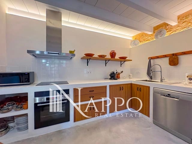 4 bedroom Villa for rent in Sencelles with pool garage - € 4,000 (Ref: 9480734)