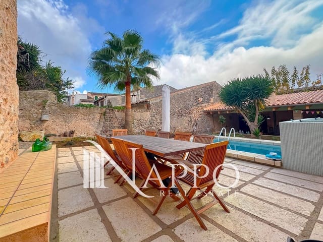 4 bedroom Villa for rent in Sencelles with pool garage - € 4,000 (Ref: 9480734)