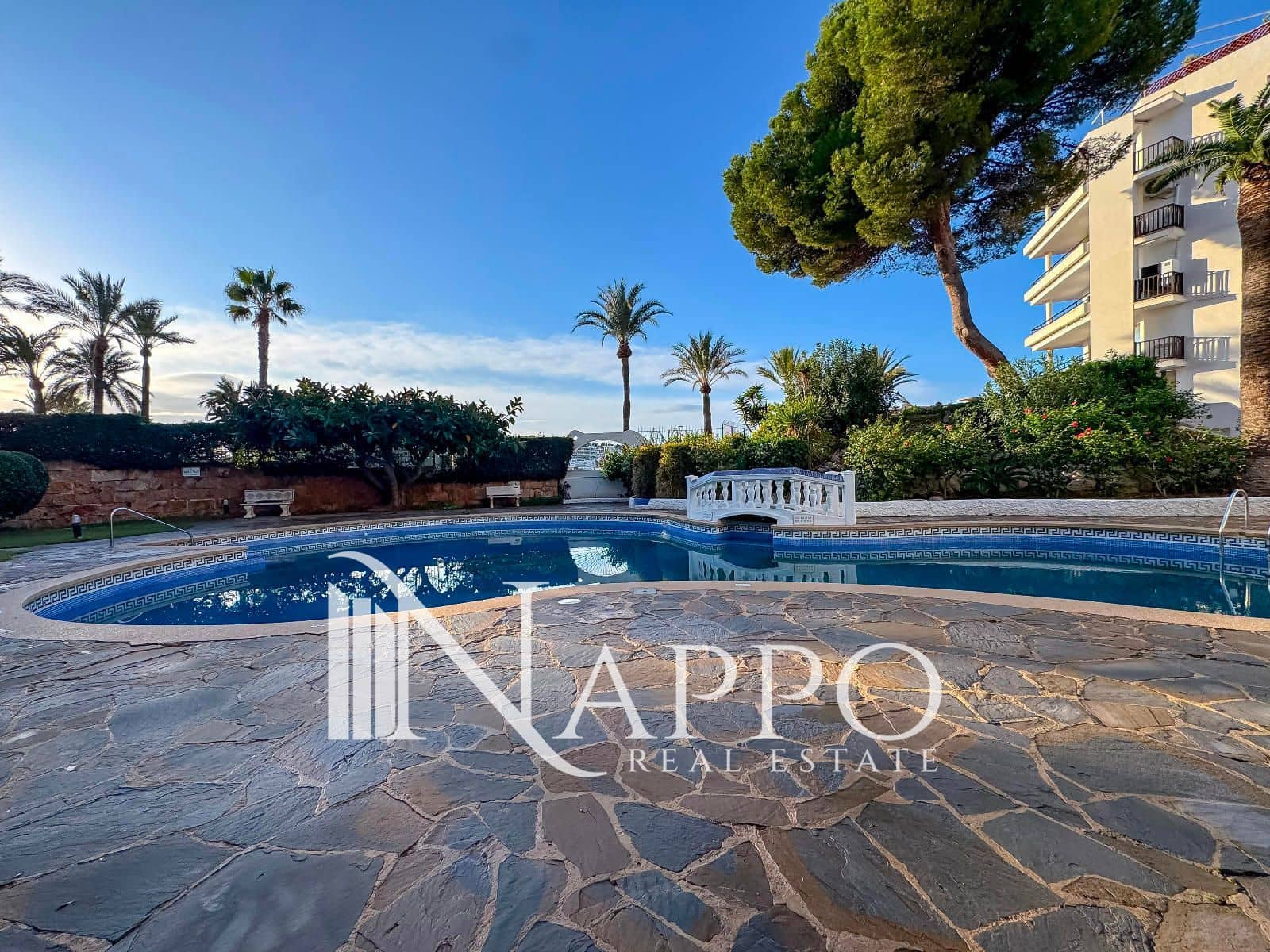 1 makuuhuone Asunto vuokrattavana paikassa Santa Ponsa mukana uima-altaan - 1 600 € (Ref: 9481429)