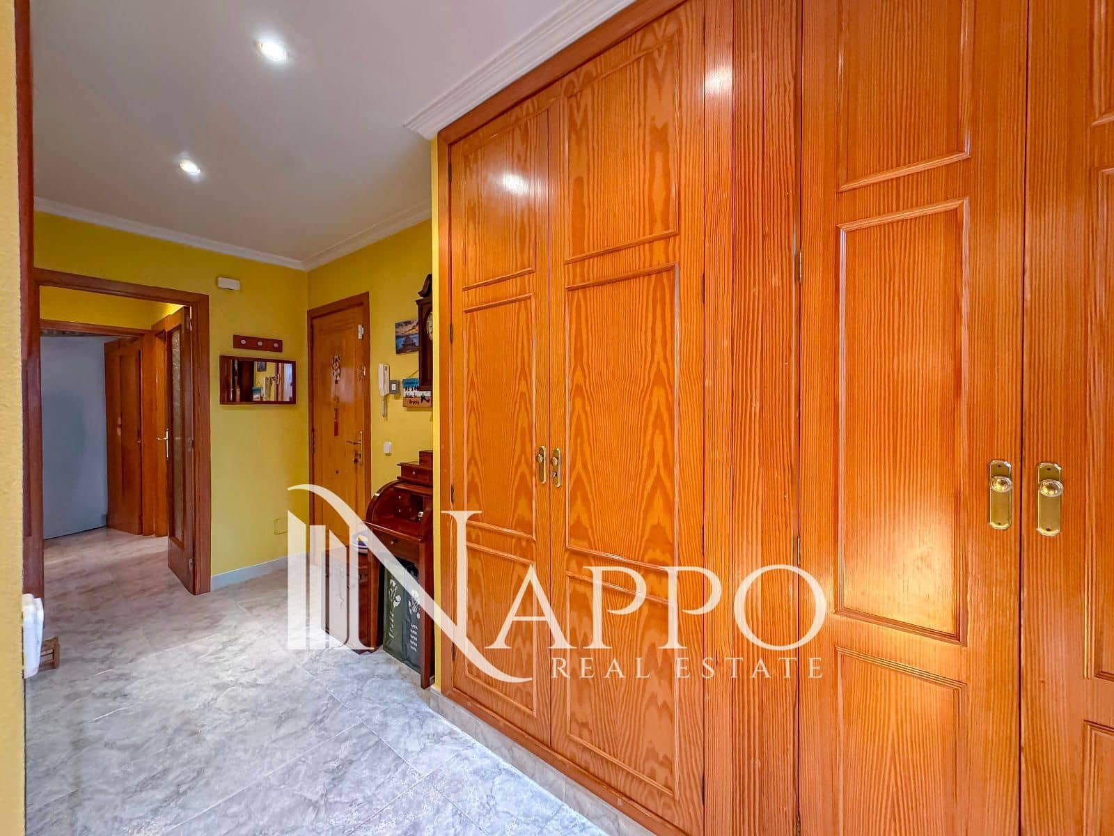 3 bedroom Flat for sale in Can Pastilla - € 549,000 (Ref: 9483596)