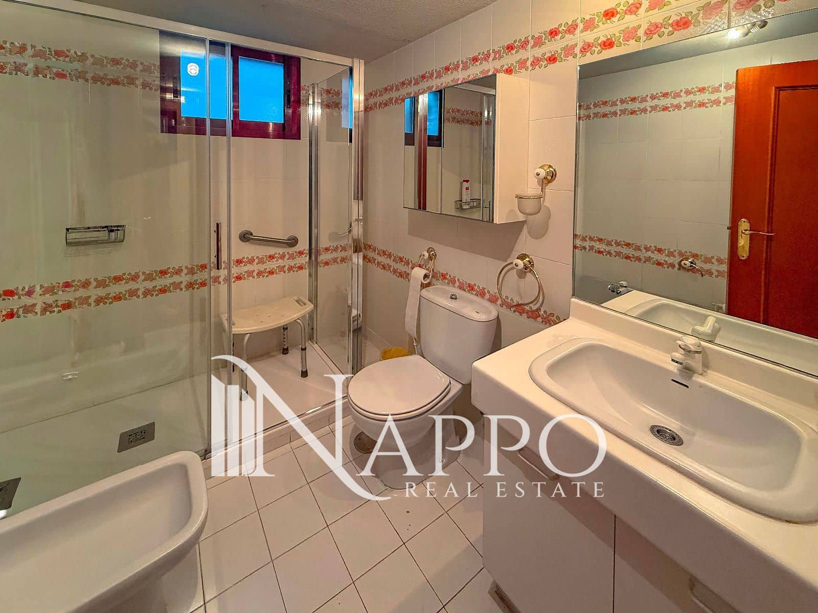 3 soveværelse Lejlighed til salg i Madrid by med swimmingpool garage - € 2.150.000 (Ref: 9498073)