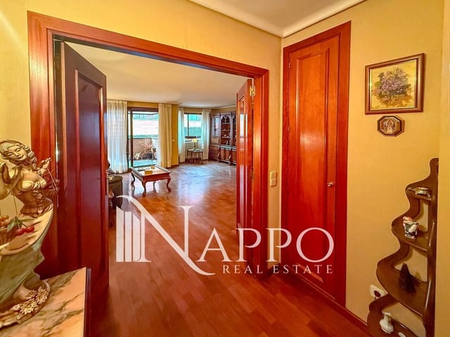 3 soveværelse Lejlighed til salg i Hispanoamérica, Madrid by med swimmingpool garage - € 2.150.000 (Ref: 9498073)