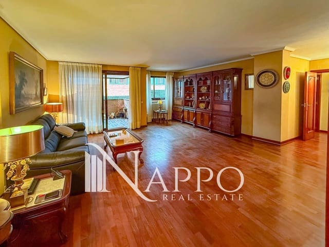 3 soveværelse Lejlighed til salg i Hispanoamérica, Madrid by med swimmingpool garage - € 2.150.000 (Ref: 9498073)