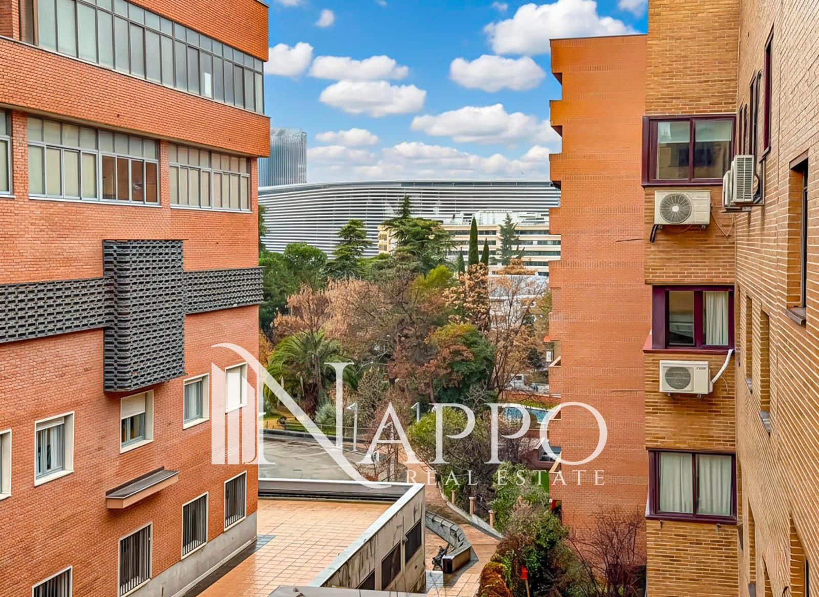 3 soveværelse Lejlighed til salg i Madrid by med swimmingpool garage - € 2.150.000 (Ref: 9498073)