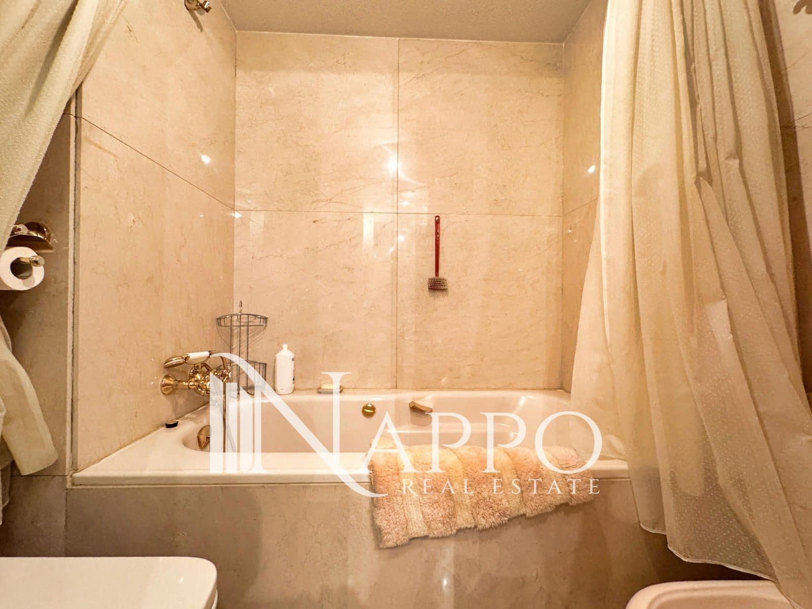 3 soveværelse Lejlighed til salg i Madrid by med swimmingpool garage - € 1.999.000 (Ref: 9498073)