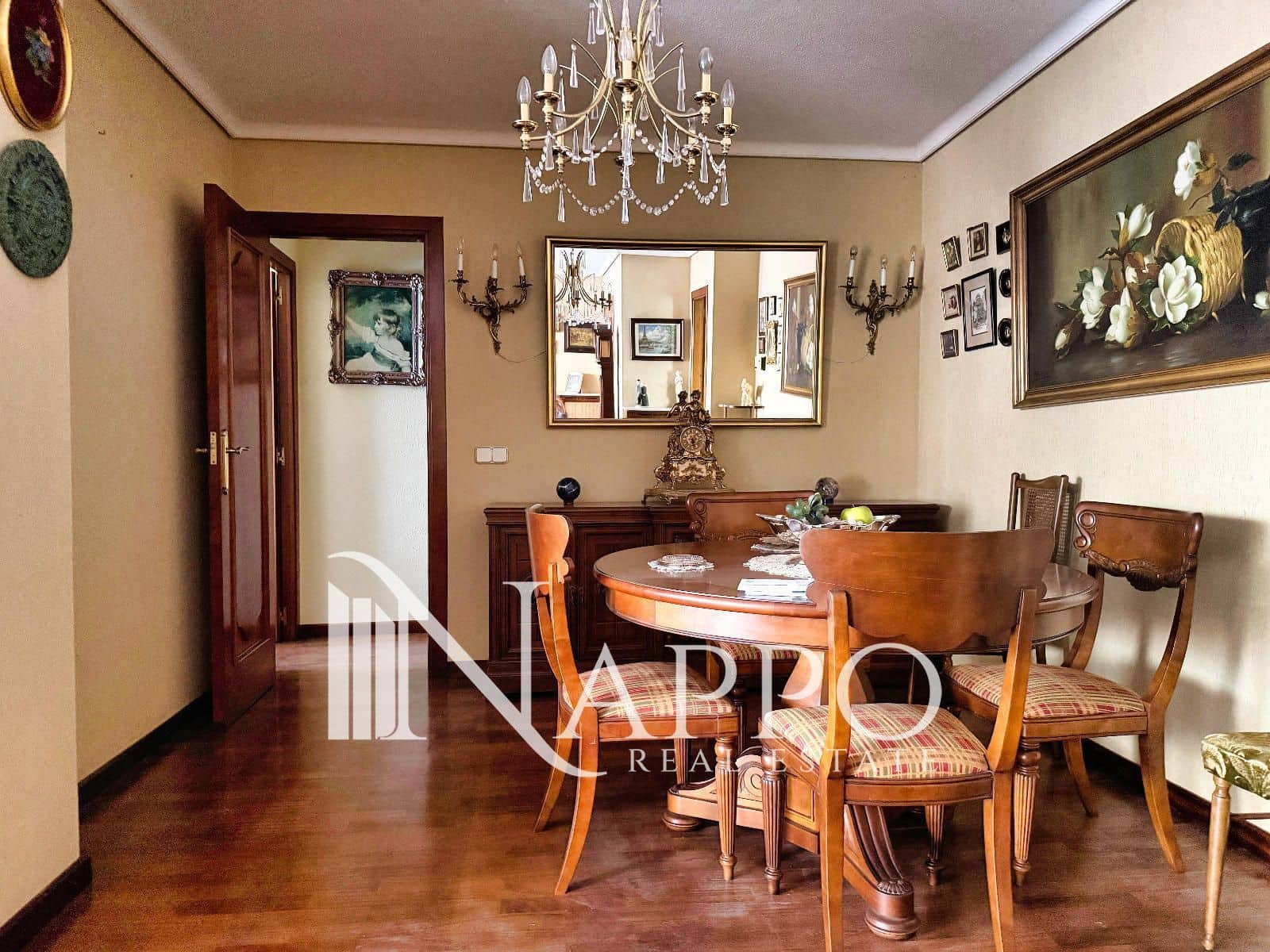 3 soveværelse Lejlighed til salg i Madrid by med swimmingpool garage - € 1.999.000 (Ref: 9498073)