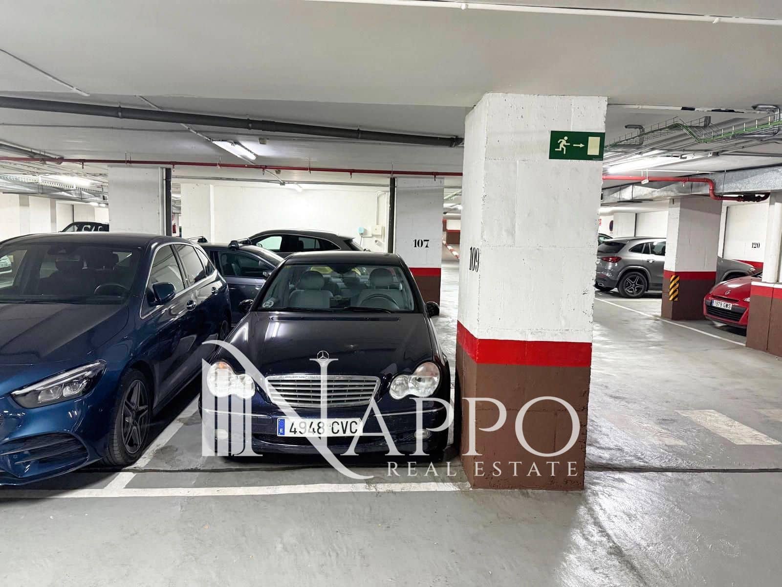 3 soveværelse Lejlighed til salg i Madrid by med swimmingpool garage - € 1.999.000 (Ref: 9498073)