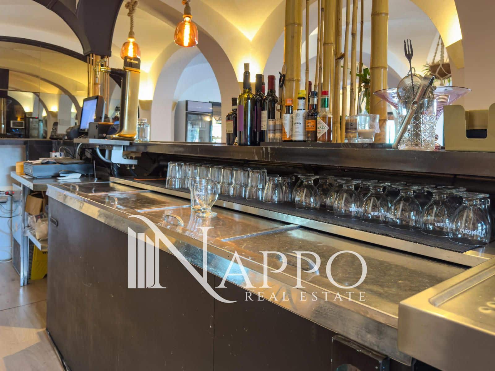 Commercial for rent in Cala Mayor - € 1,900 (Ref: 9500088)