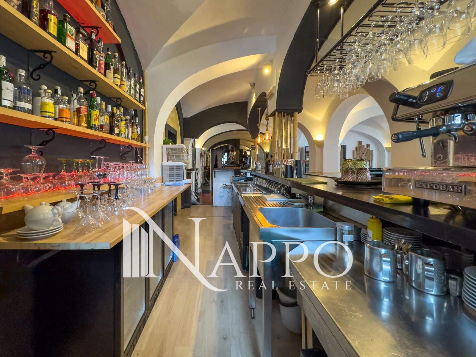 Commercial for rent in Cala Mayor - € 1,900 (Ref: 9500088)