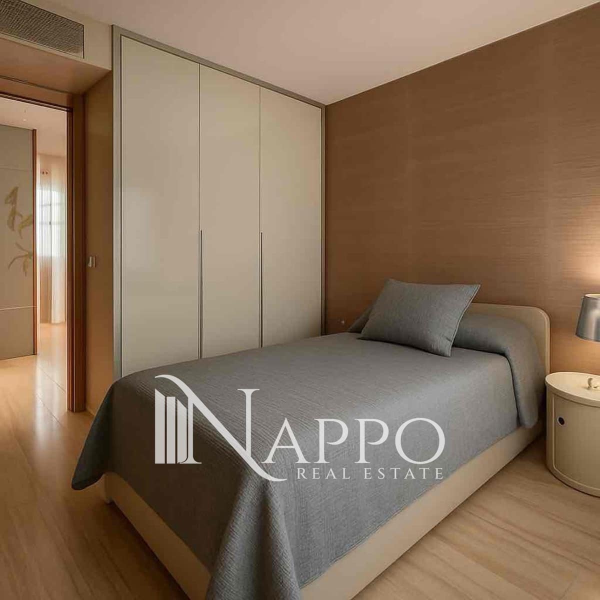 3 bedroom Flat for sale in Palma de Mallorca with garage - € 850,000 (Ref: 9500390)