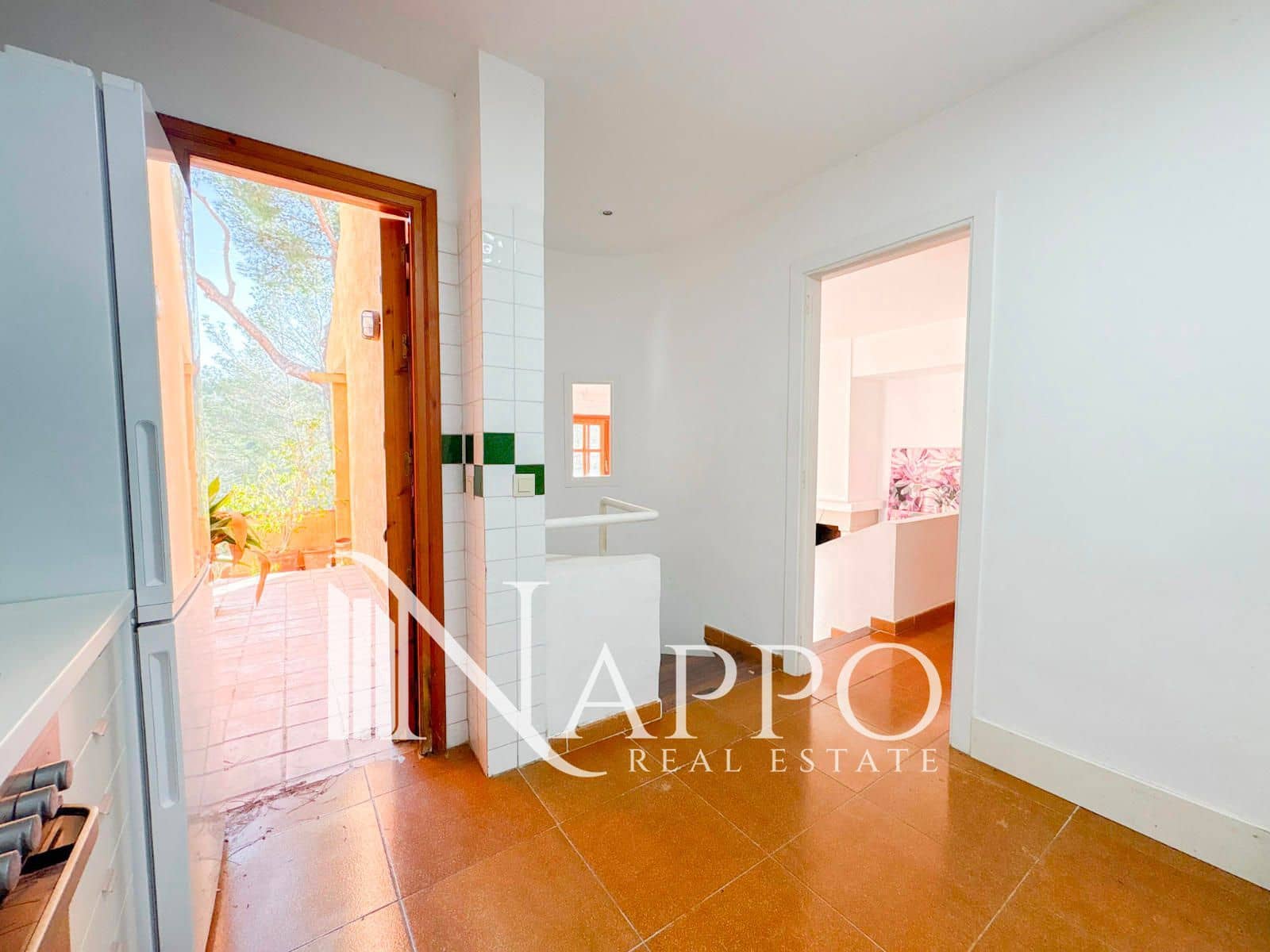 4 makuuhuone Omakotitalo myytävänä paikassa Cas Catala mukana uima-altaan 
autotalli - 795 000 € (Ref: 9503088)