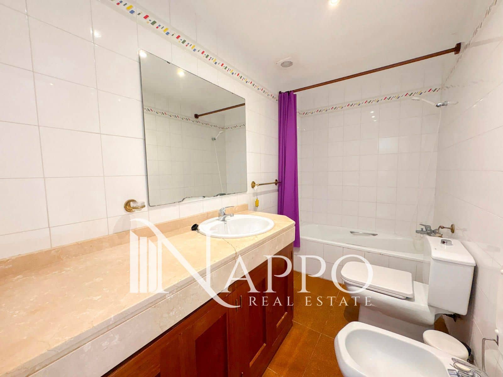 4 makuuhuone Omakotitalo myytävänä paikassa Cas Catala mukana uima-altaan 
autotalli - 795 000 € (Ref: 9503088)