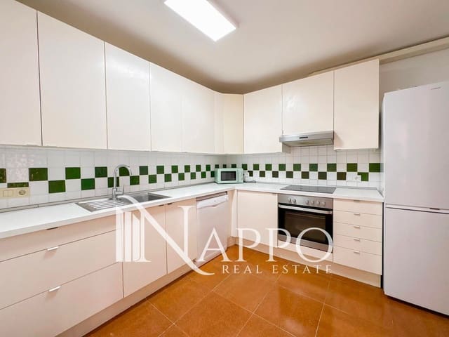 4 makuuhuone Omakotitalo myytävänä paikassa Cas Catala, Calvià mukana uima-altaan 
autotalli - 795 000 € (Ref: 9503088)