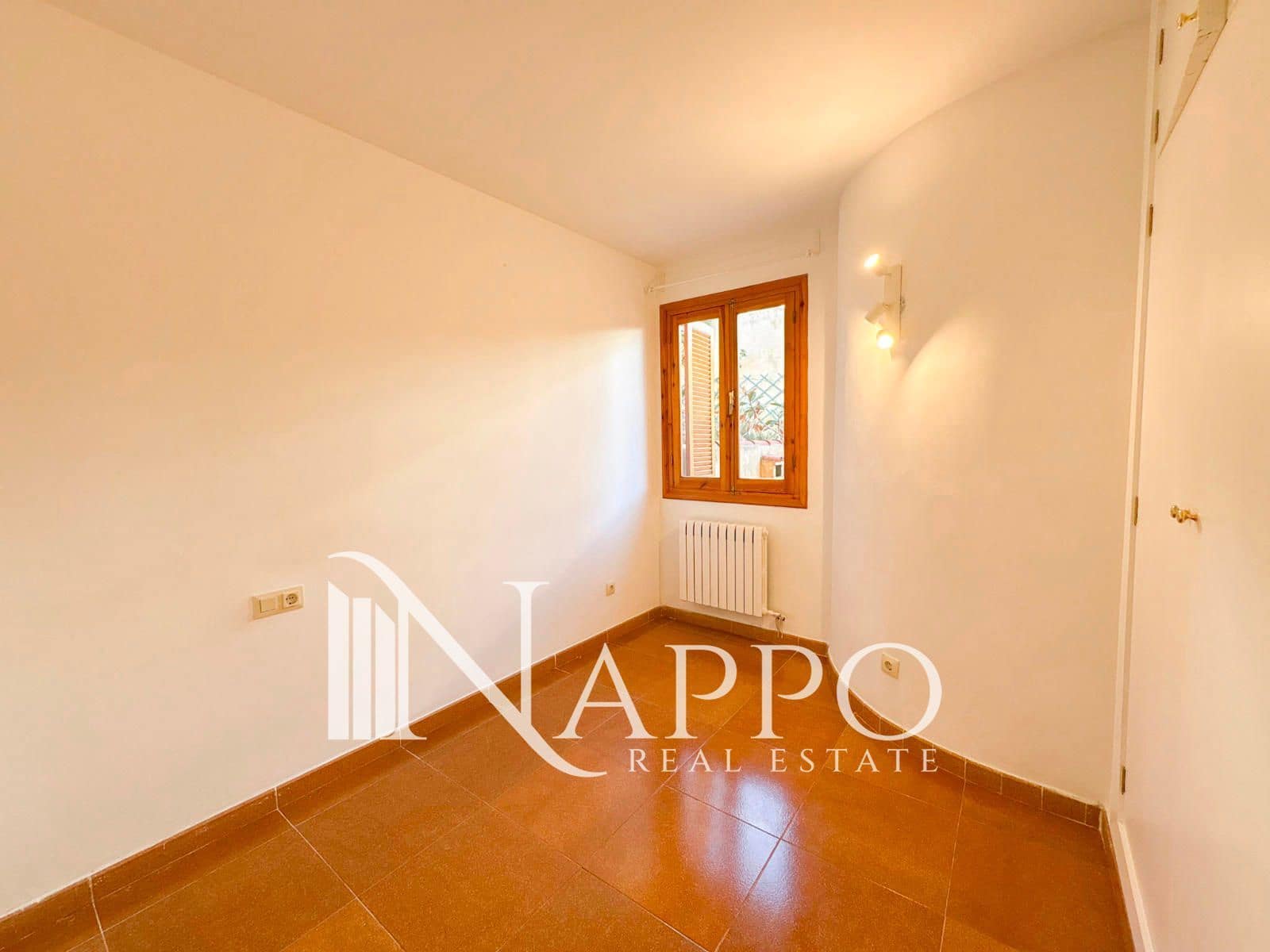 4 makuuhuone Omakotitalo myytävänä paikassa Cas Catala mukana uima-altaan 
autotalli - 795 000 € (Ref: 9503088)