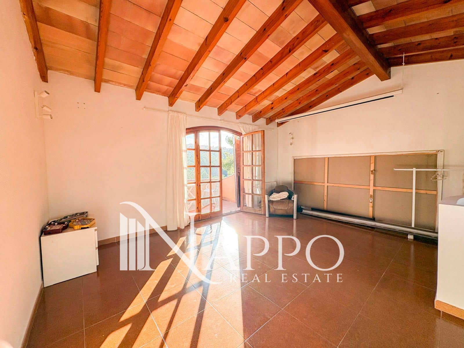 4 makuuhuone Omakotitalo myytävänä paikassa Cas Catala mukana uima-altaan 
autotalli - 795 000 € (Ref: 9503088)