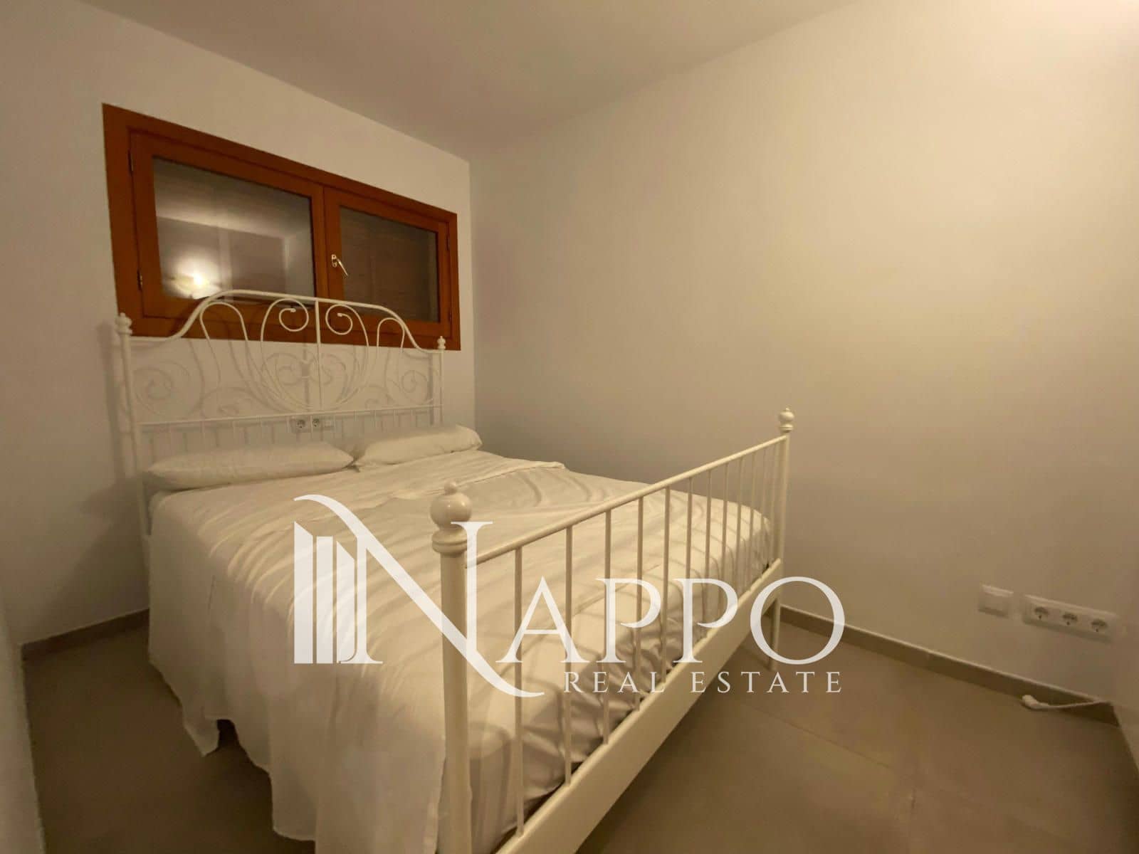 2 sypialnia Mieszkanie do wynajęcia w Santa Ponsa z basenem garażem - 1 600 € (Ref: 9511173)