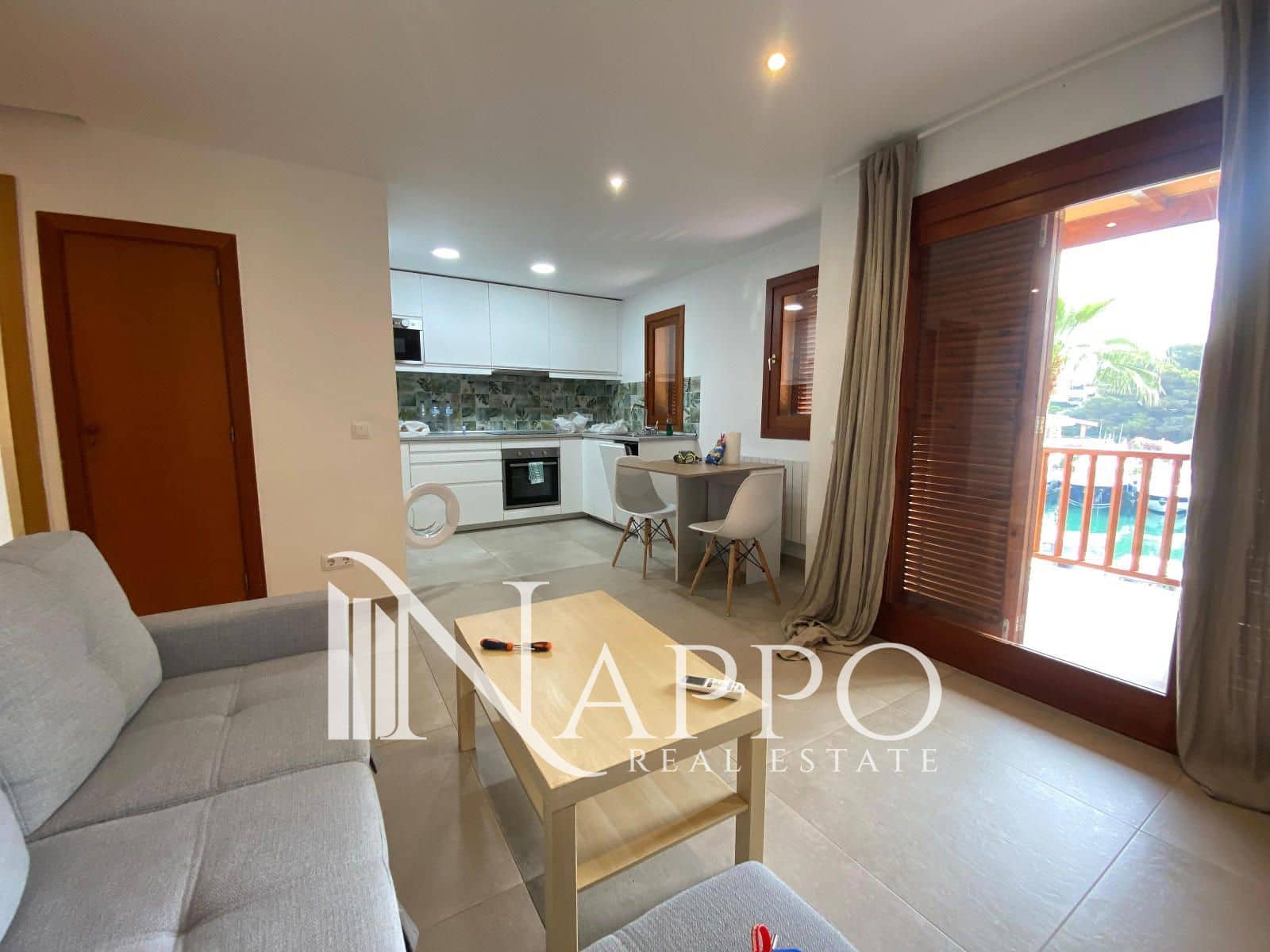 2 sypialnia Mieszkanie do wynajęcia w Santa Ponsa z basenem garażem - 1 600 € (Ref: 9511173)