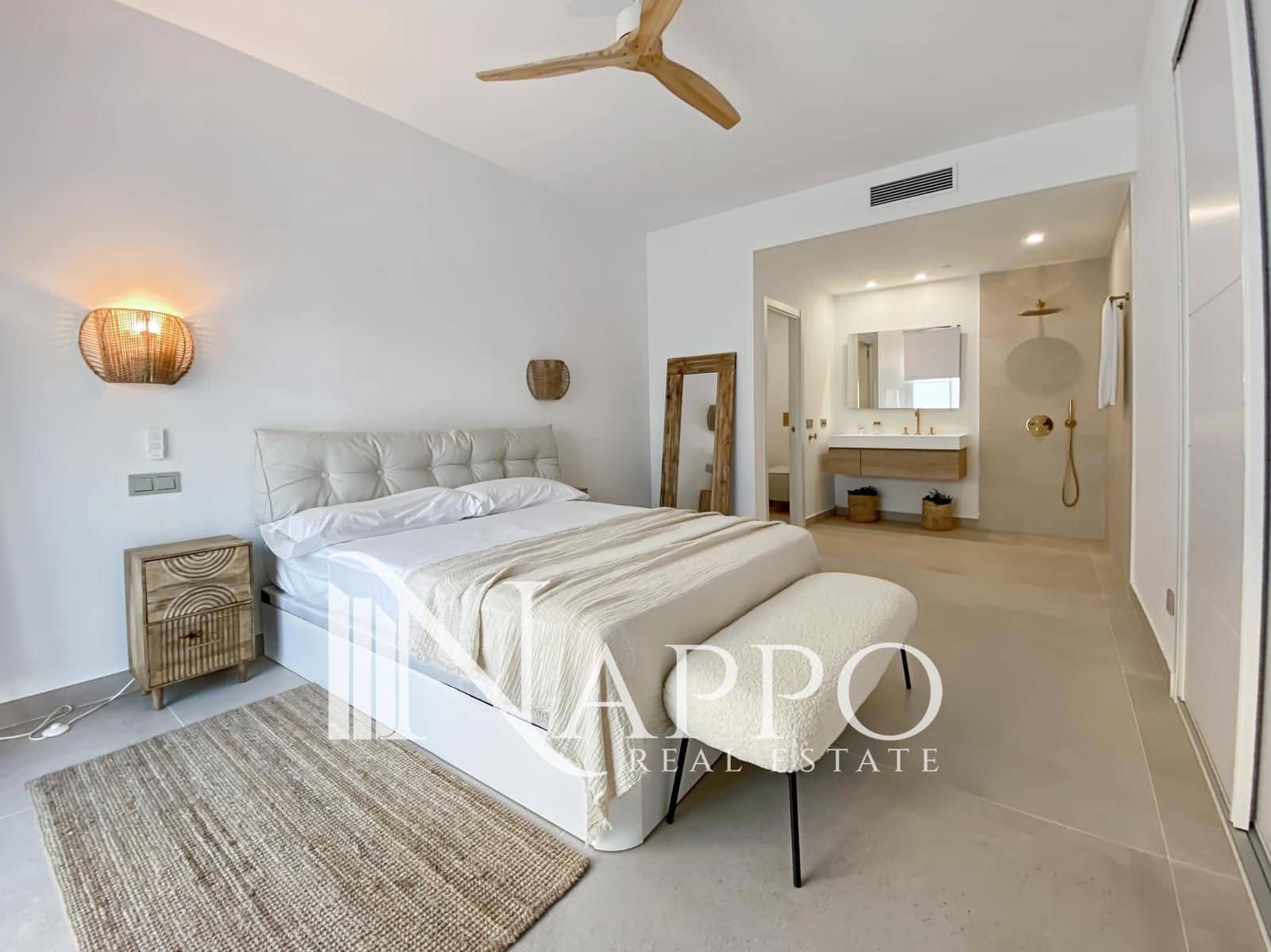 Appartement de 3 chambres à louer à Colonia de Sant Jordi avec piscine garage - 2 950 € (Ref: 9511174)