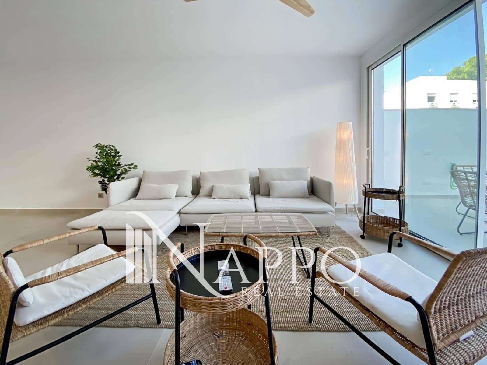 Appartement de 3 chambres à louer à Colonia de Sant Jordi avec piscine garage - 2 950 € (Ref: 9511174)