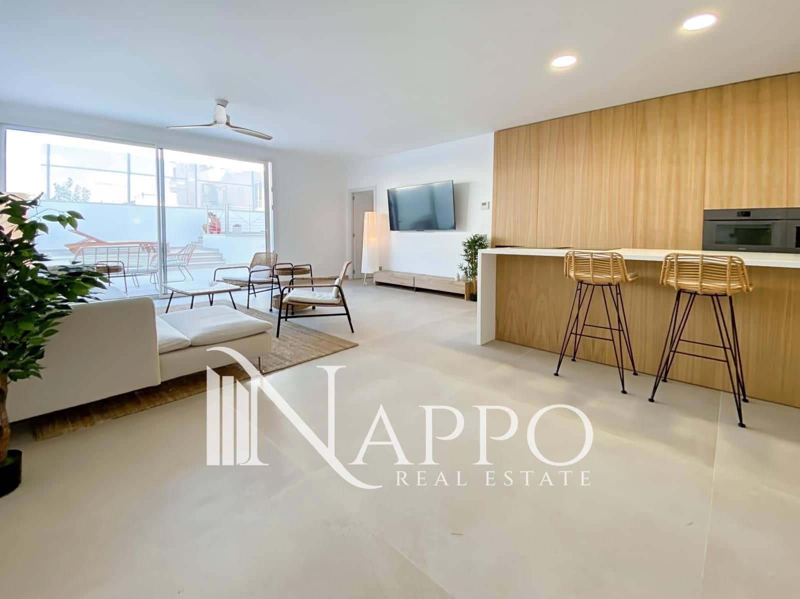 Appartement de 3 chambres à louer à Colonia de Sant Jordi avec piscine garage - 2 950 € (Ref: 9511174)