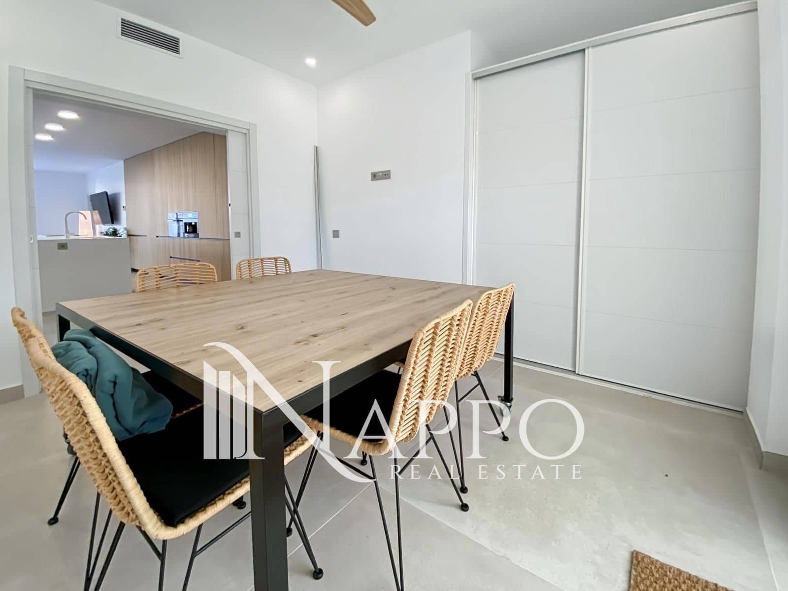 Appartement de 3 chambres à louer à Colonia de Sant Jordi avec piscine garage - 2 950 € (Ref: 9511174)