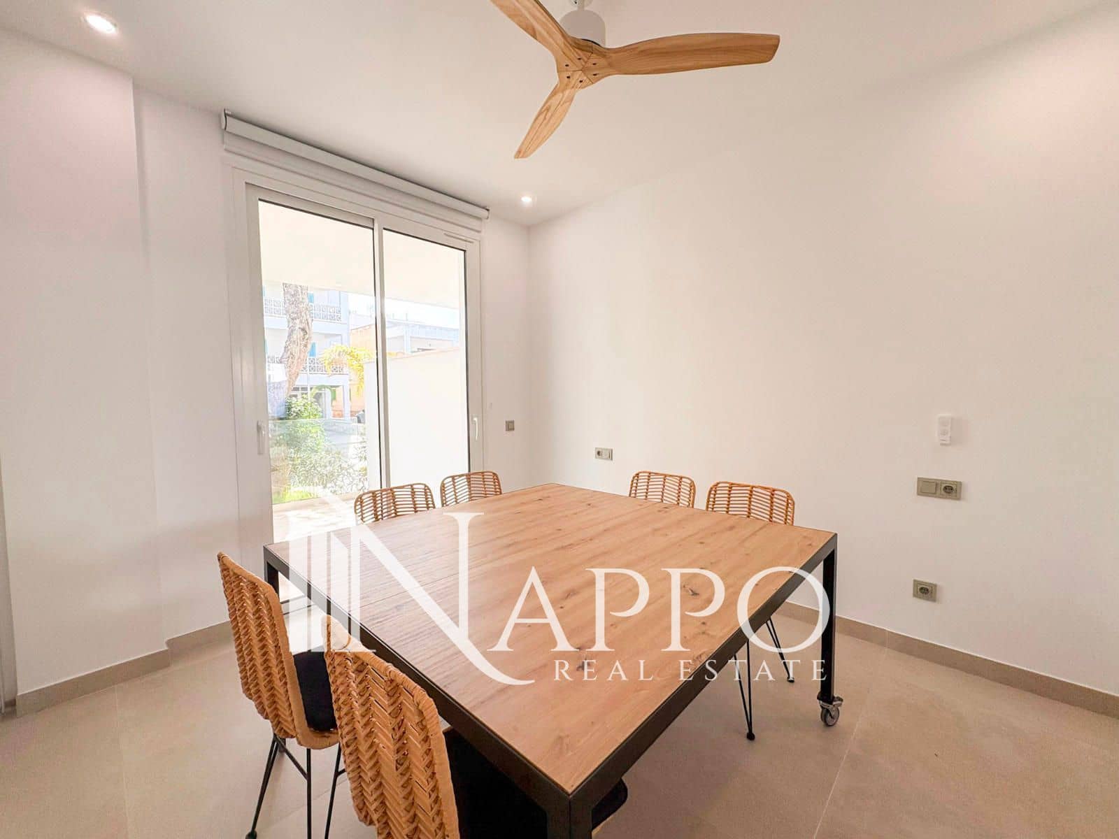 3 soveværelse Lejlighed til salg i Colonia de Sant Jordi med swimmingpool garage - € 849.000 (Ref: 9511174)