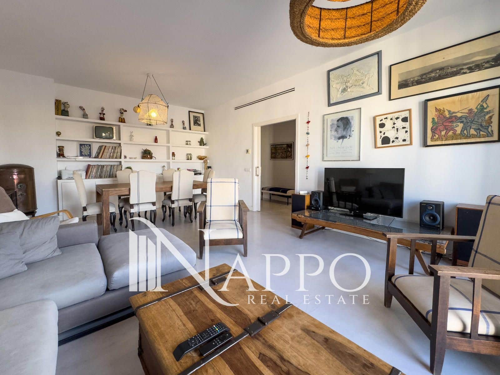 3 bedroom Flat for rent in Palma de Mallorca with garage - € 2,300 (Ref: 9511175)