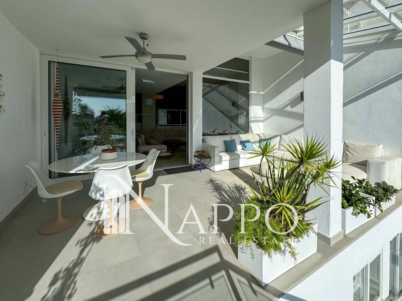 5 soveværelse Byhus til salg i Palma de Mallorca med swimmingpool garage - € 2.095.000 (Ref: 9521539)