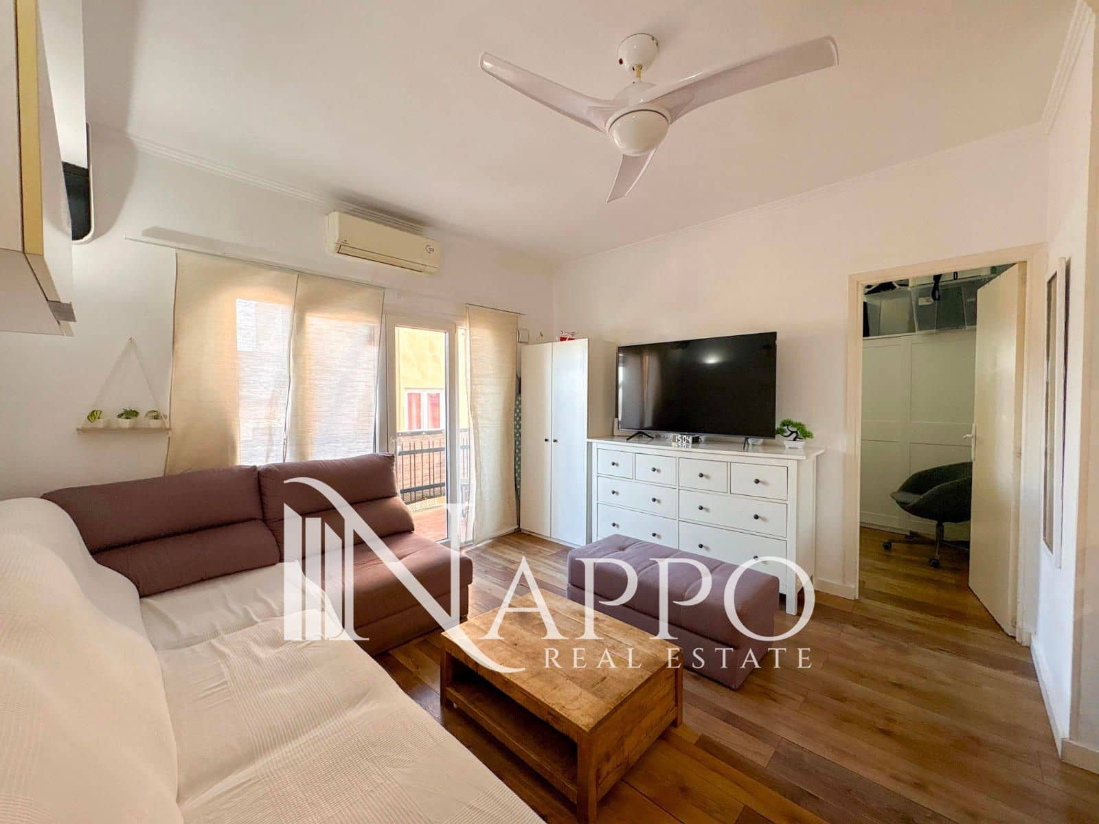 3 sypialnia Mieszkanie do wynajęcia w Genova z garażem - 1 850 € (Ref: 9522865)