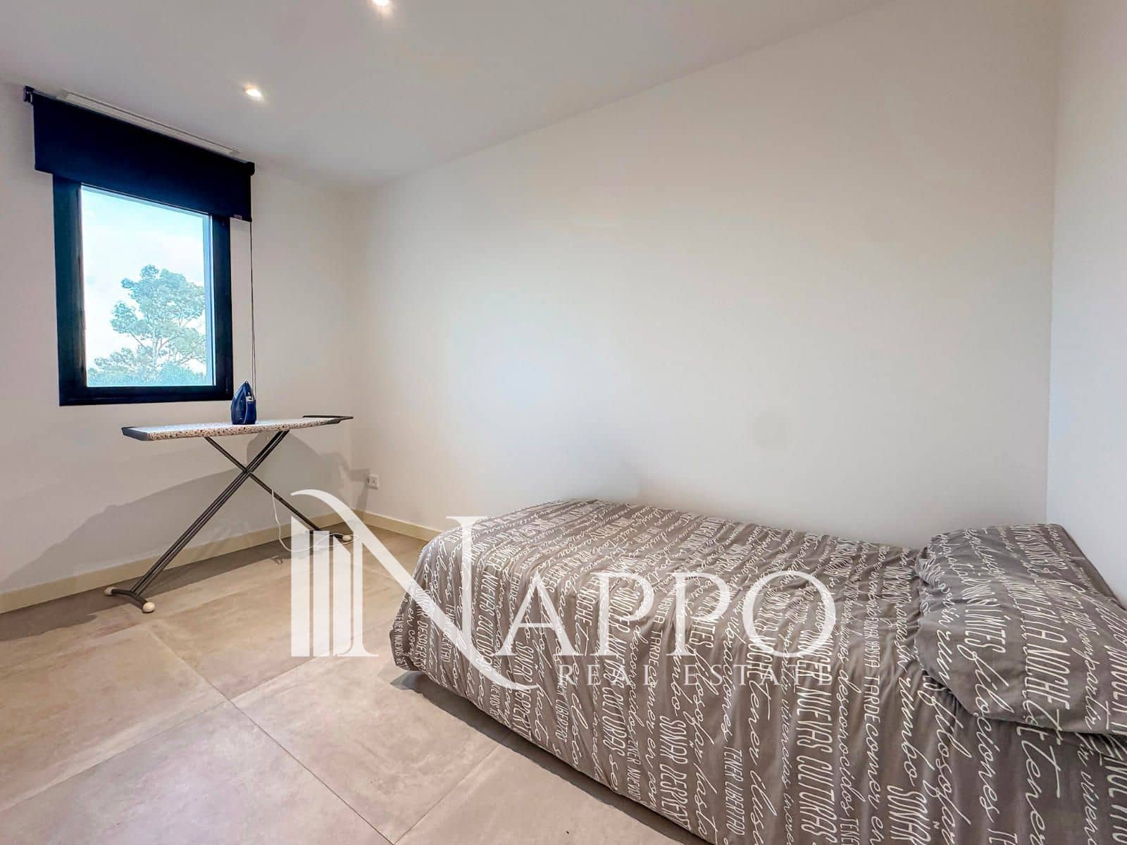 4 makuuhuone Omakotitalo vuokrattavana paikassa Sa Rapita / La Rapita mukana uima-altaan 
autotalli - 2 500 € (Ref: 9525965)