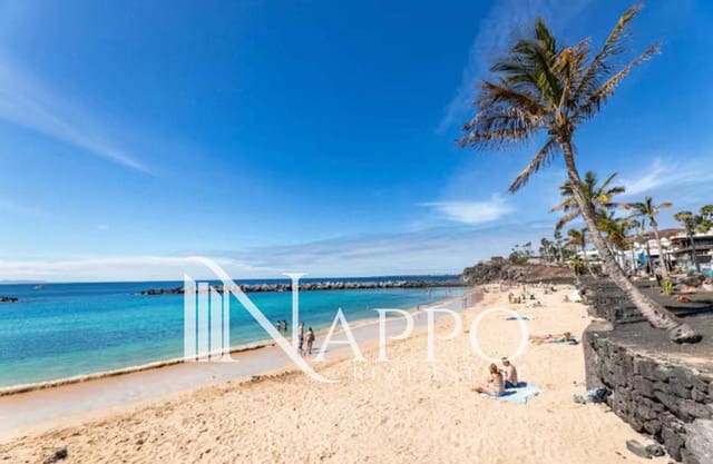 2 chambre Appartement à vendre à Puerto del Carmen, Tías - 275 000 € (Ref: 9534950)