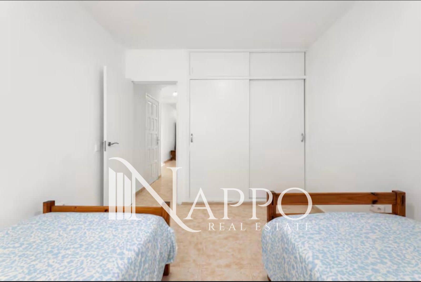 2 chambre Appartement à vendre à Puerto del Carmen - 275 000 € (Ref: 9534950)