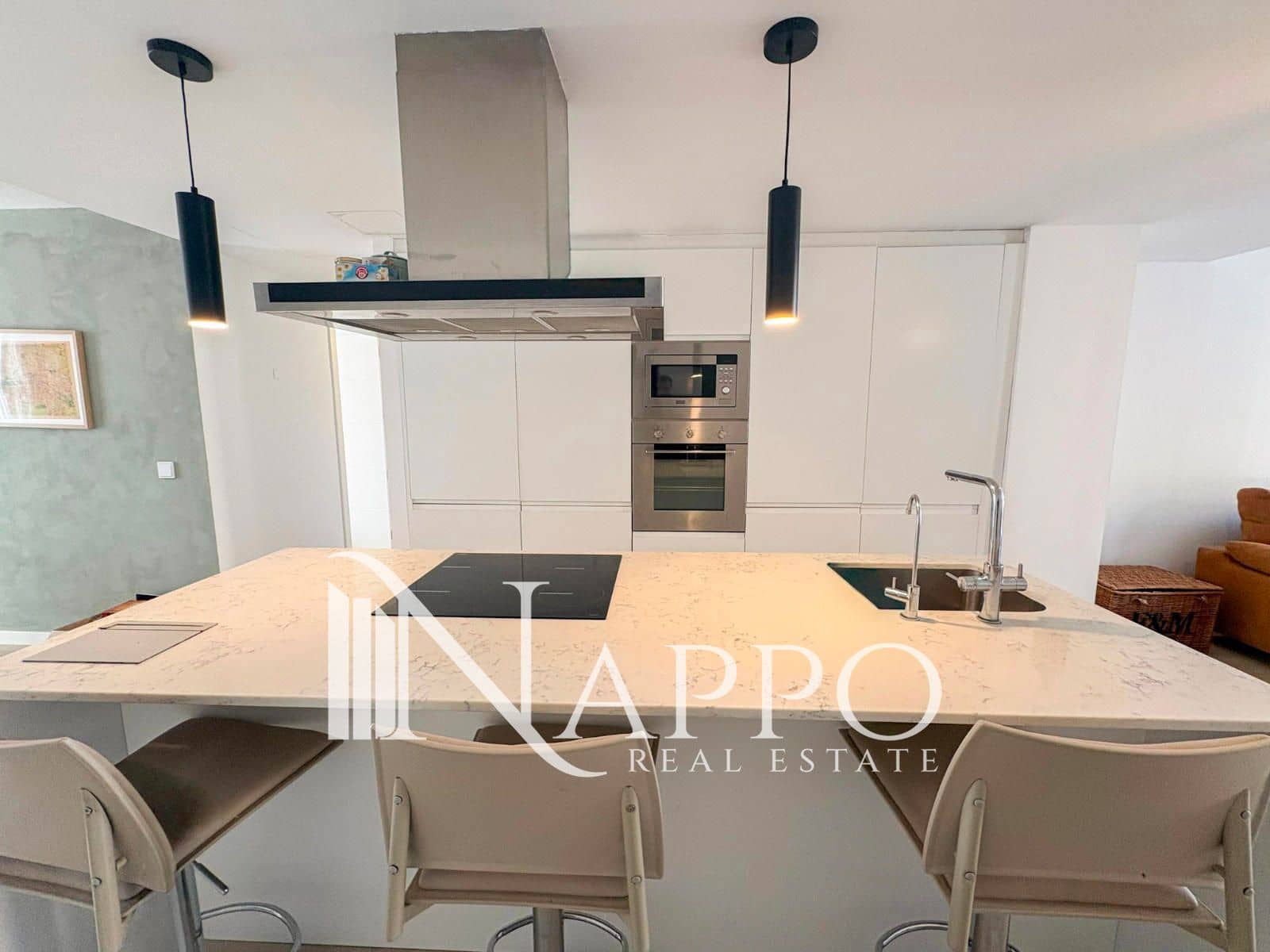 3 bedroom Flat for rent in Portixol with garage - € 2,250 (Ref: 9542508)