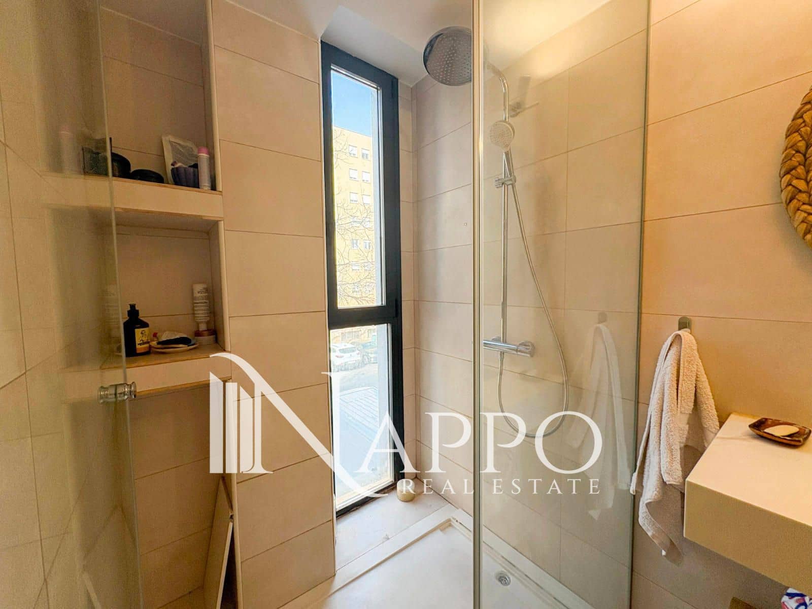 3 bedroom Flat for rent in Portixol with garage - € 2,250 (Ref: 9542508)