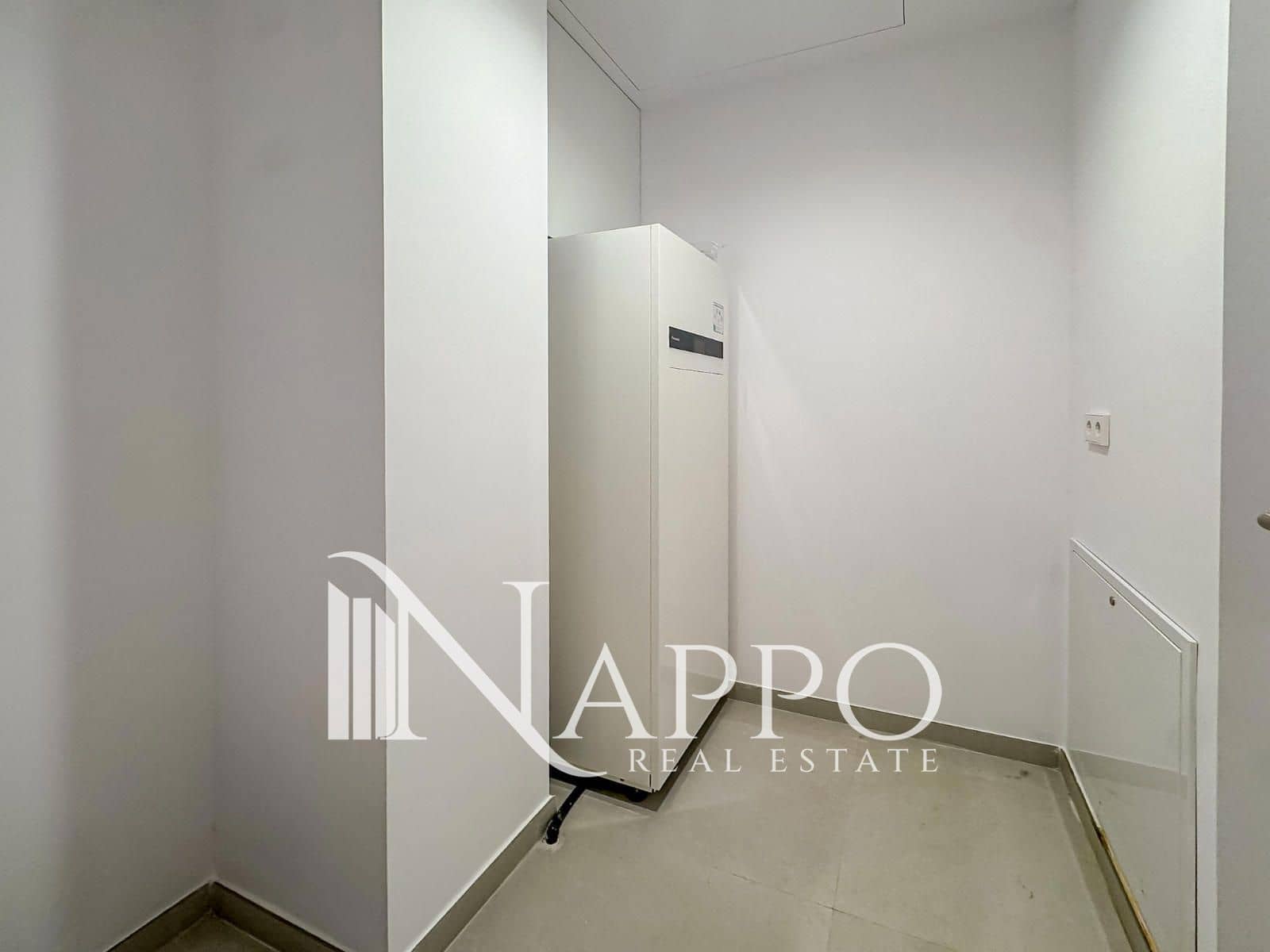 3 bedroom Flat for rent in Palma de Mallorca with garage - € 2,800 (Ref: 9548597)