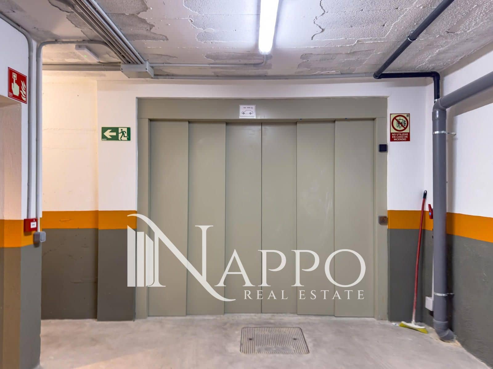 3 bedroom Flat for rent in Palma de Mallorca with garage - € 2,800 (Ref: 9548597)