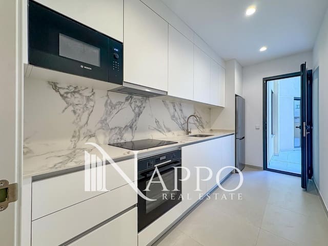 3 bedroom Flat for rent in Palma de Mallorca with garage - € 2,800 (Ref: 9548597)