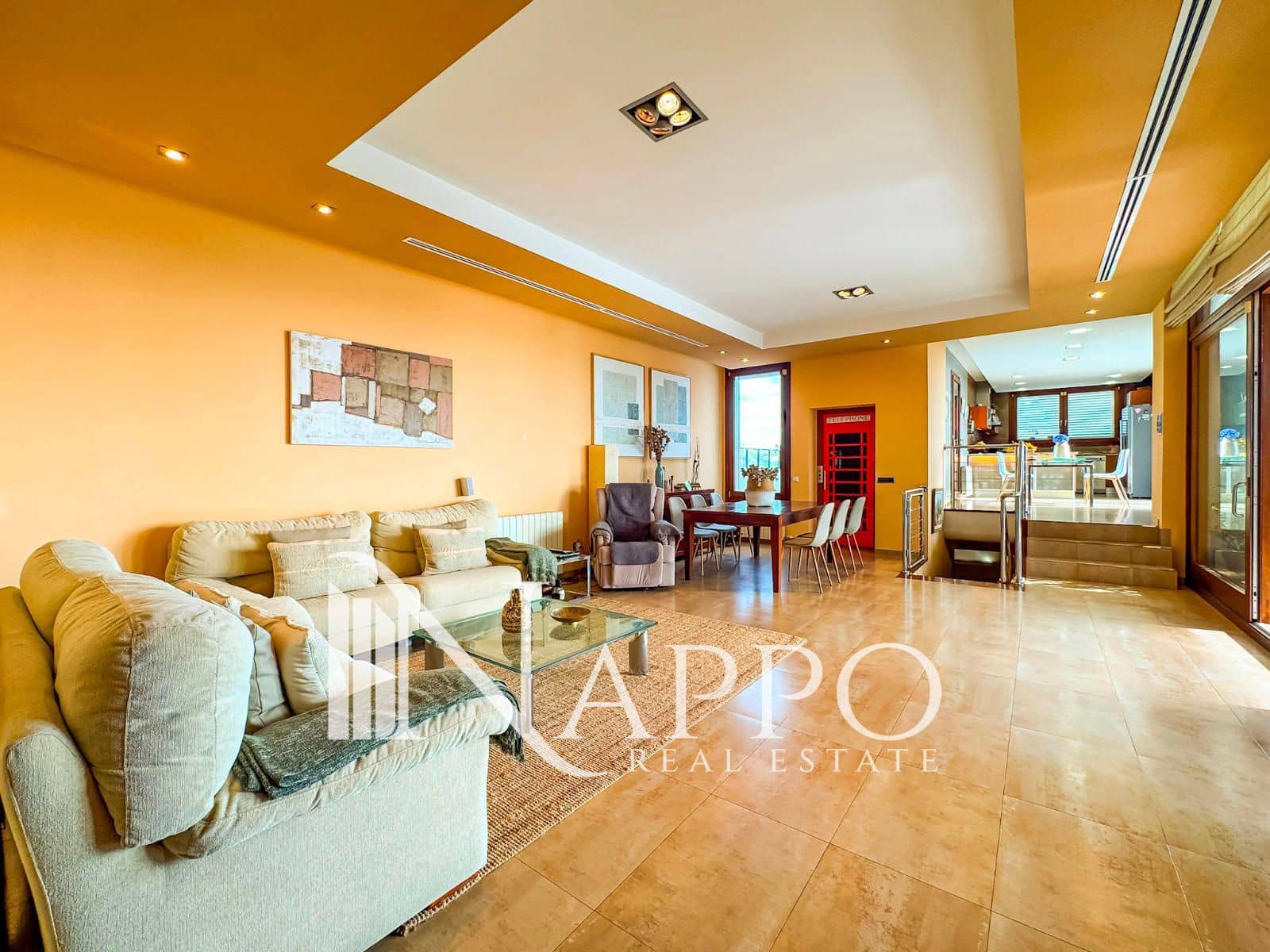 4 makuuhuone Huvila myytävänä paikassa Genova mukana uima-altaan 
autotalli - 2 490 000 € (Ref: 9553031)