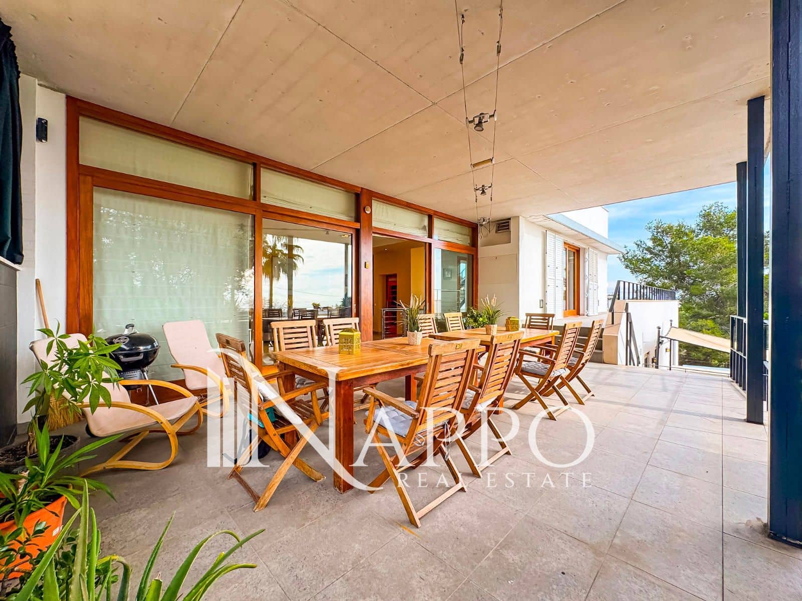 4 makuuhuone Huvila myytävänä paikassa Genova mukana uima-altaan 
autotalli - 2 490 000 € (Ref: 9553031)