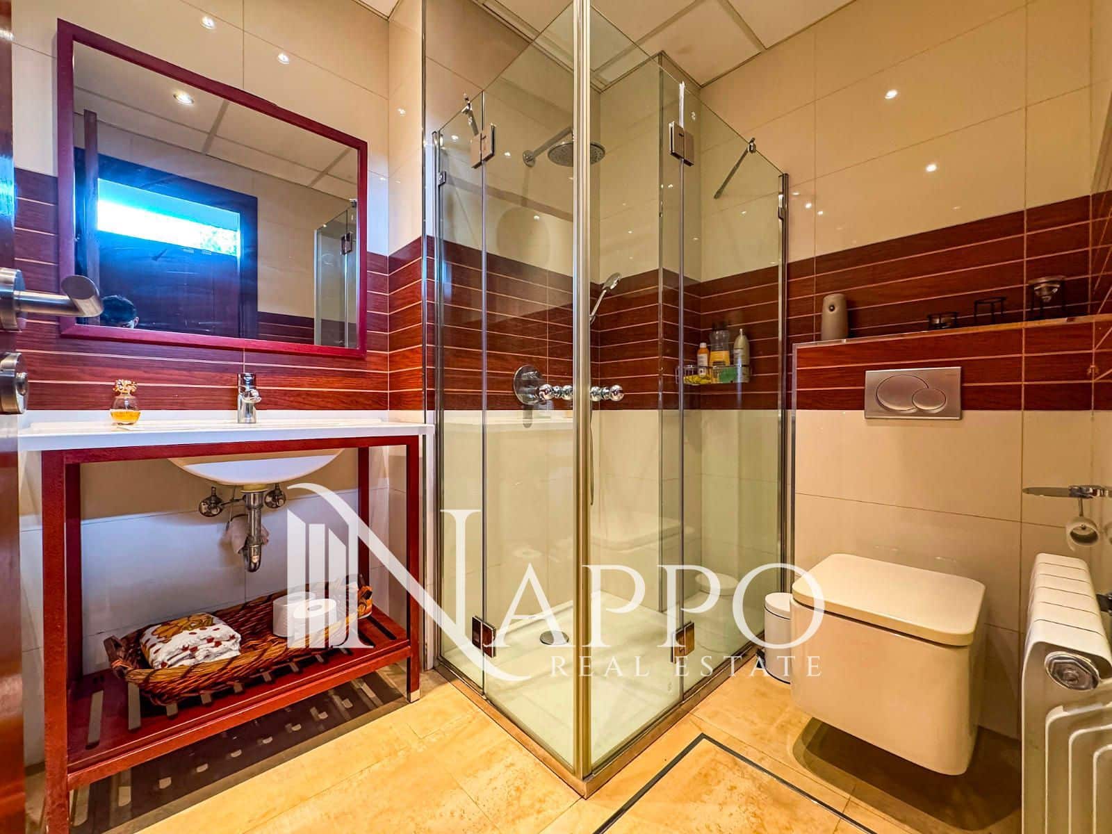 4 makuuhuone Huvila myytävänä paikassa Genova mukana uima-altaan 
autotalli - 2 490 000 € (Ref: 9553031)