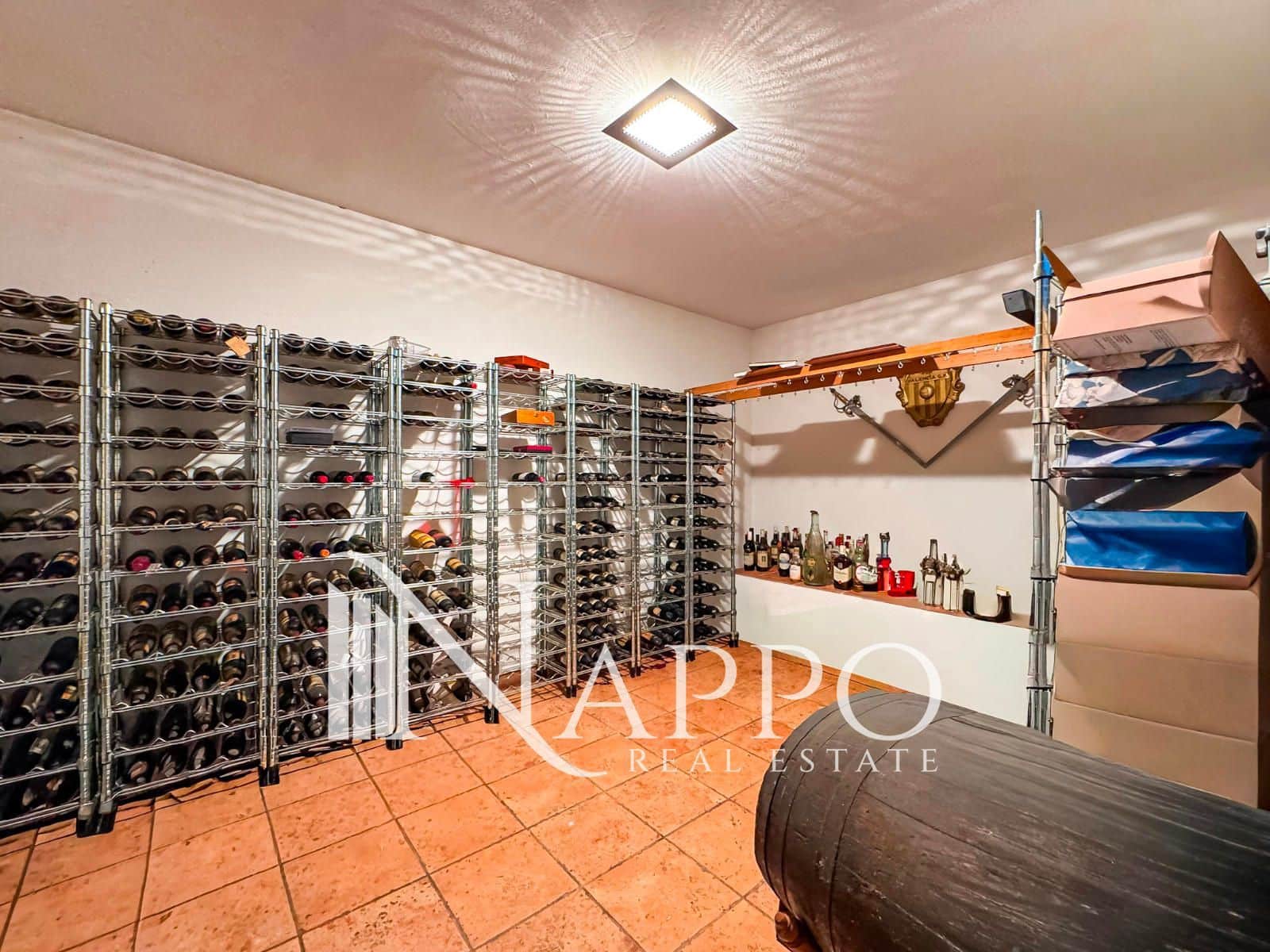 4 makuuhuone Huvila myytävänä paikassa Genova mukana uima-altaan 
autotalli - 2 490 000 € (Ref: 9553031)