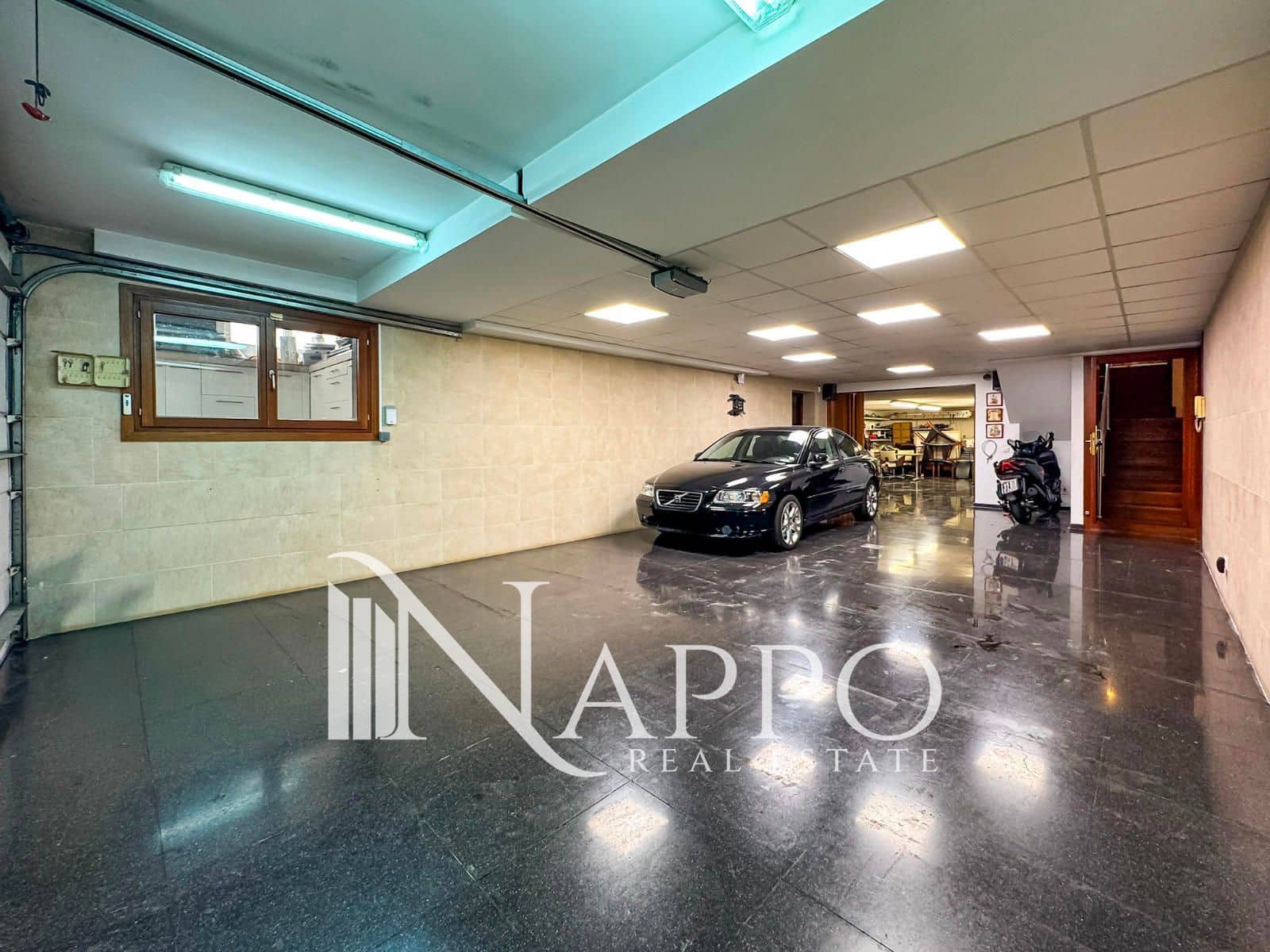 4 makuuhuone Huvila myytävänä paikassa Genova mukana uima-altaan 
autotalli - 2 490 000 € (Ref: 9553031)