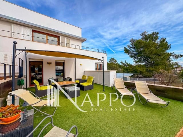 4 makuuhuone Huvila myytävänä paikassa Genova, Palma de Mallorca mukana uima-altaan 
autotalli - 2 490 000 € (Ref: 9553031)