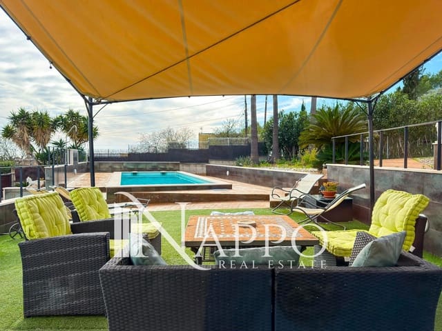 4 makuuhuone Huvila myytävänä paikassa Genova, Palma de Mallorca mukana uima-altaan 
autotalli - 2 490 000 € (Ref: 9553031)