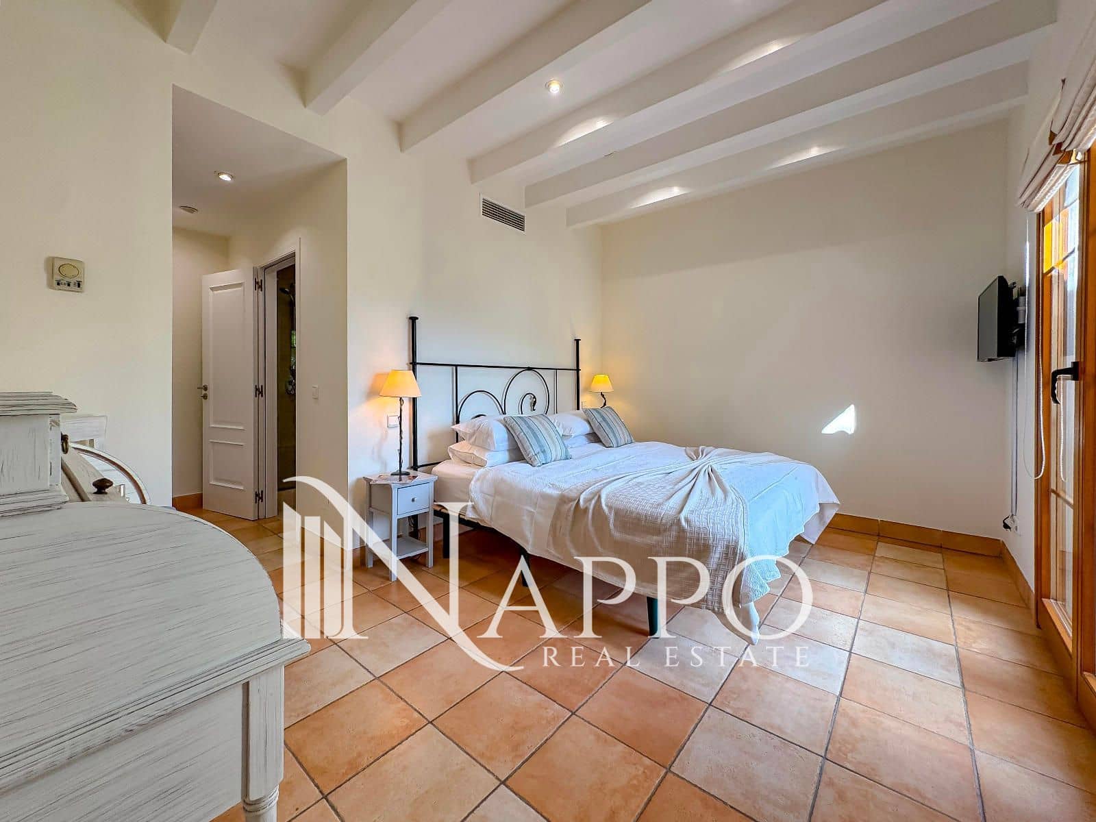 3 slaapkamer Flat te koop in Puerto de Andratx met zwembad garage - € 1.049.000 (Ref: 9562217)