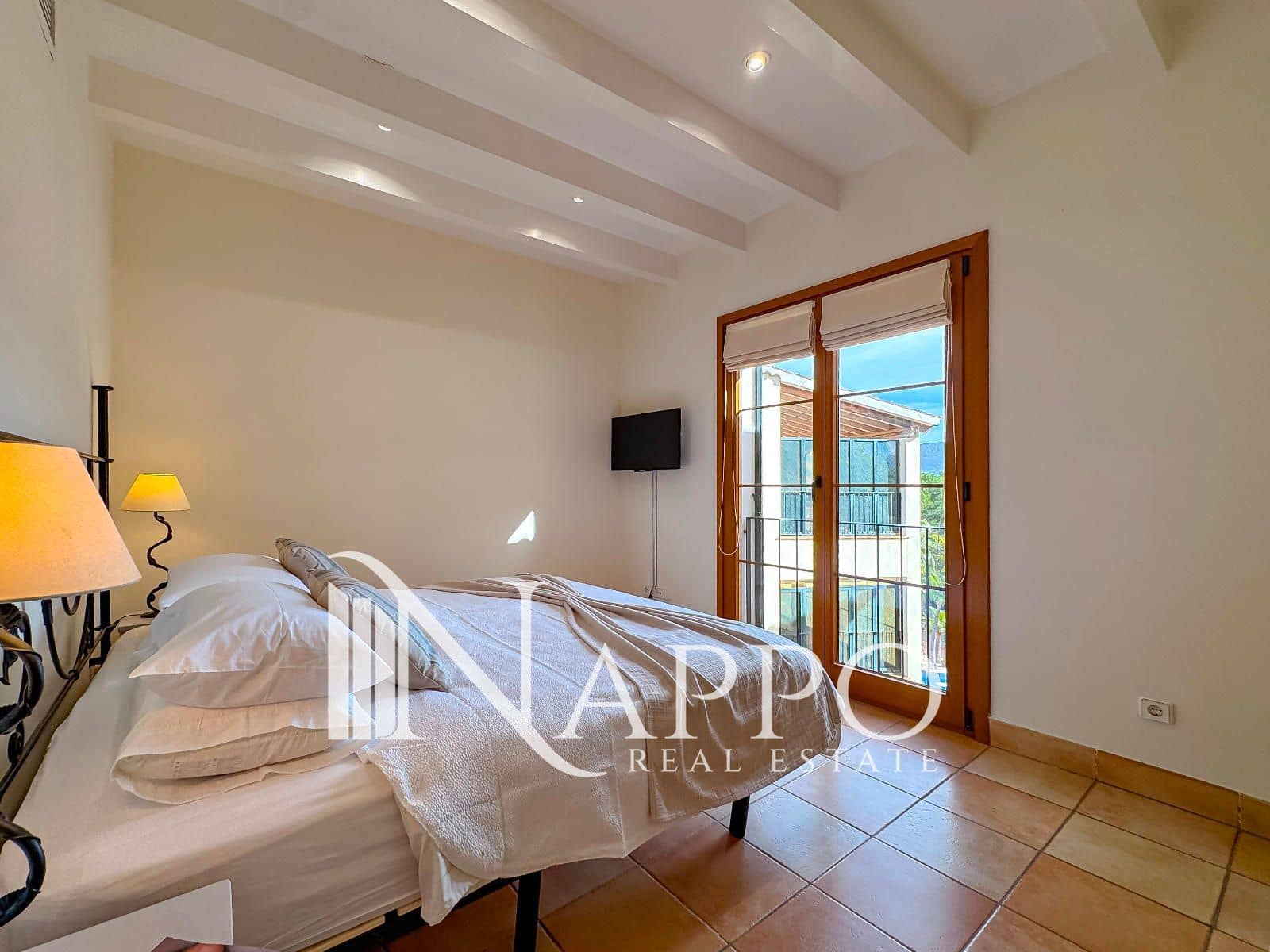 3 slaapkamer Flat te koop in Puerto de Andratx met zwembad garage - € 1.049.000 (Ref: 9562217)