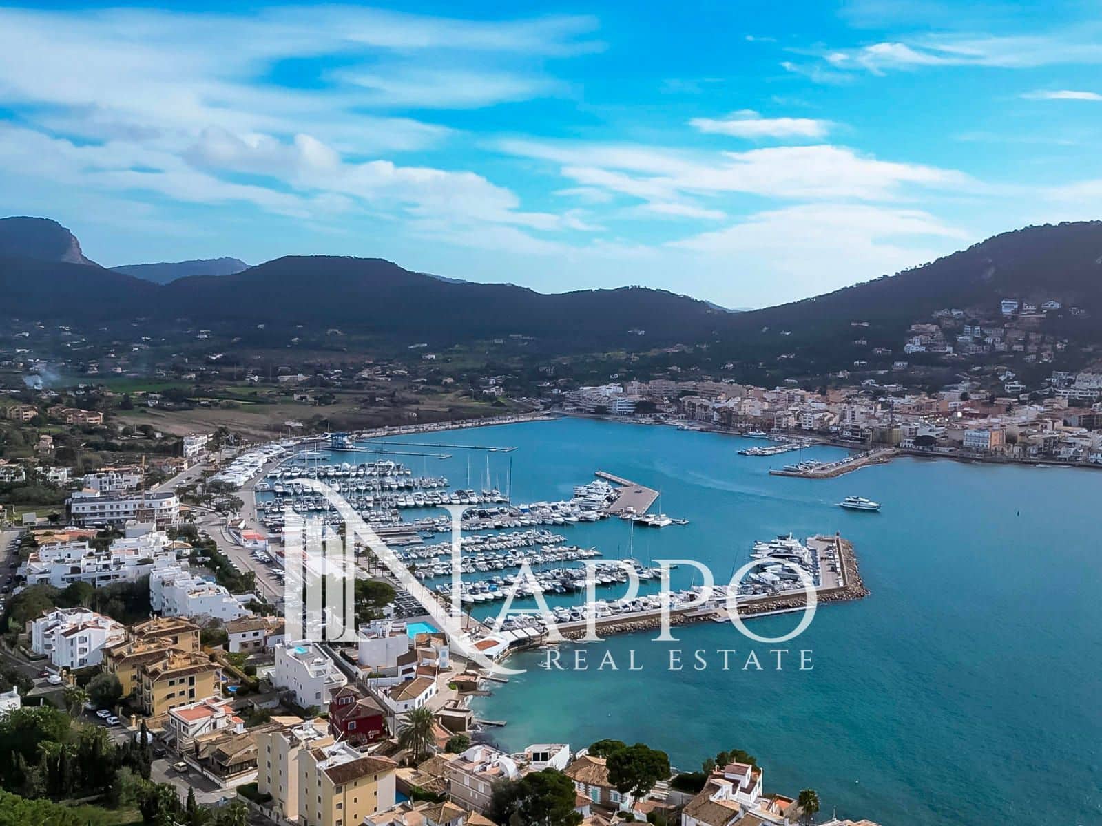 3 slaapkamer Flat te koop in Puerto de Andratx met zwembad garage - € 1.049.000 (Ref: 9562217)