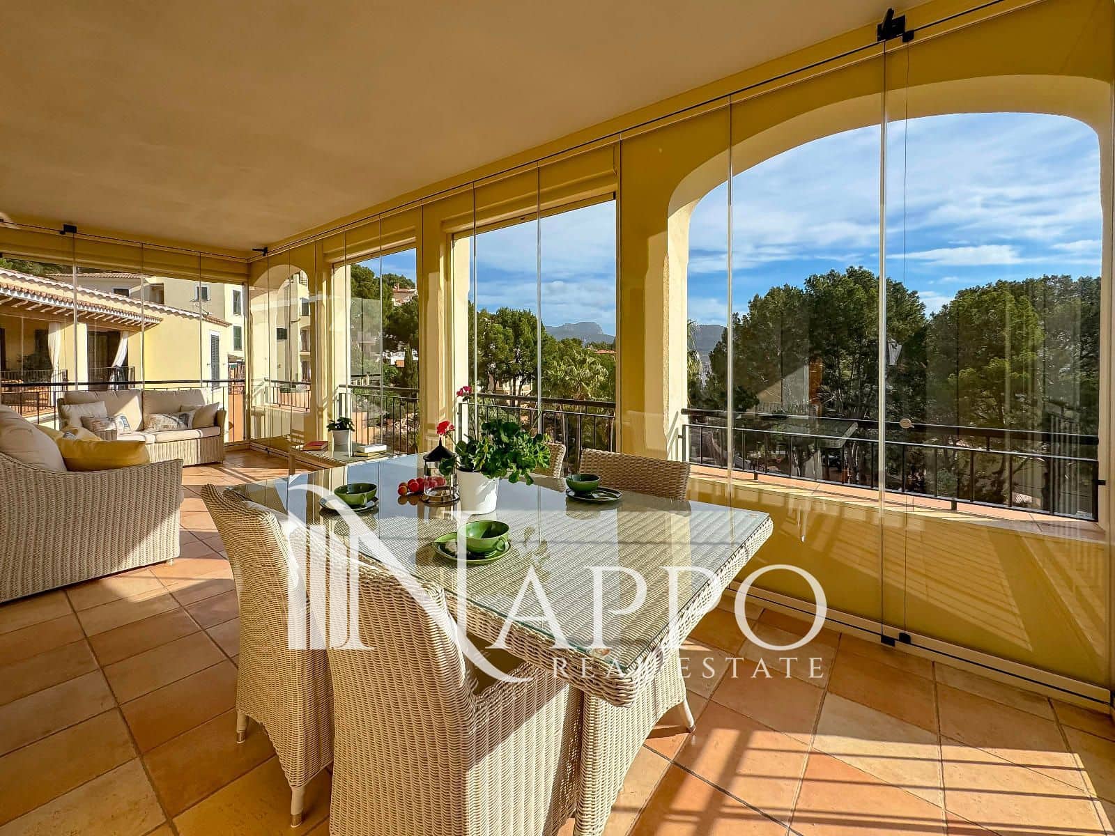 3 slaapkamer Flat te koop in Puerto de Andratx met zwembad garage - € 1.049.000 (Ref: 9562217)