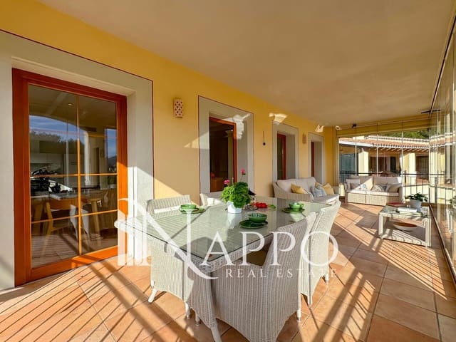 3 slaapkamer Flat te koop in Puerto de Andratx, Andratx met zwembad garage - € 1.049.000 (Ref: 9562217)